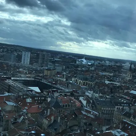 Le 5 De Trêves - * Metz